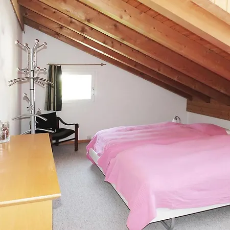 Apartment Dorfstrasse 53A - 2 Appartement-Fewo 6-Bettwohnung By Interhome