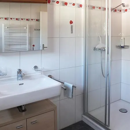 Apartment Dorfstrasse 53A - 2 Appartement-Fewo 6-Bettwohnung By Interhome Engelberg